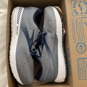 Brand new in box Brooks Beast ‘20